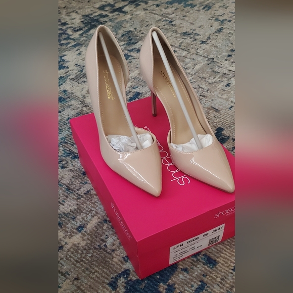 Shoe Dazzle Shoes - ANNA KAY Nude Patent Heels